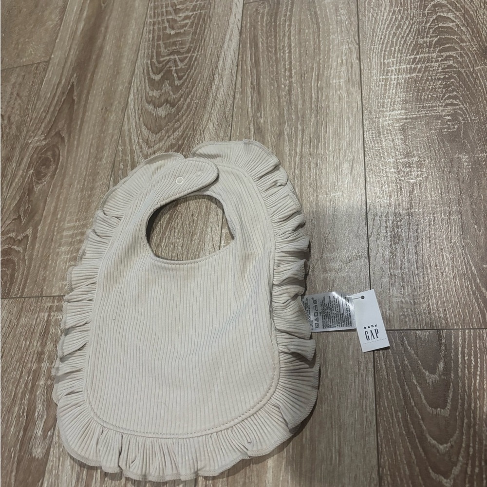 GAP Beige Ribbed Baby Bib